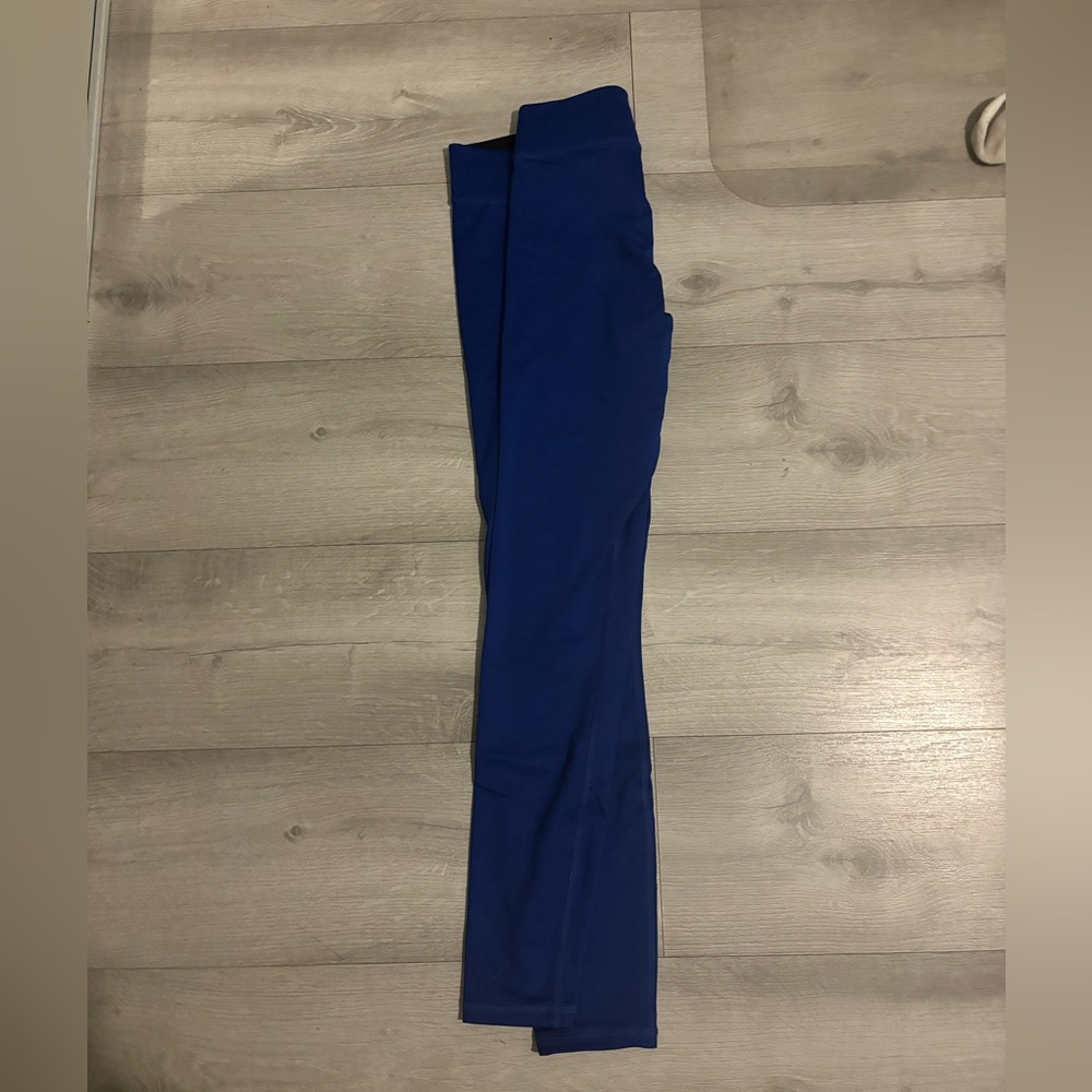 Under Armor Blue Athletic Leggings medium